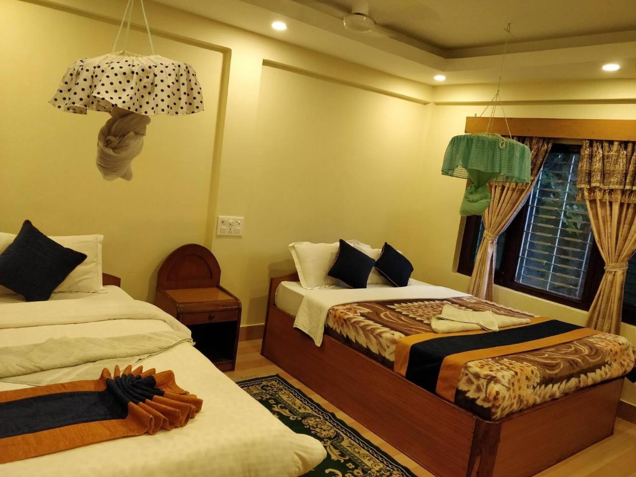 Travellers Jungle Camp-Sauraha酒店 外观 照片